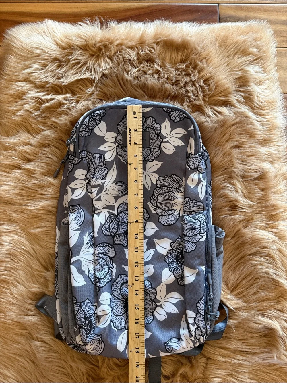 Vera Bradley Lighten Up Essential Large Backpack NWOT